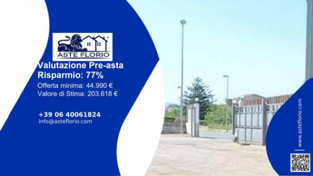 locale commerciale in vendita a Mazzarrone
