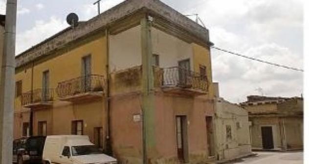 pentavano in vendita a Mazzarrone