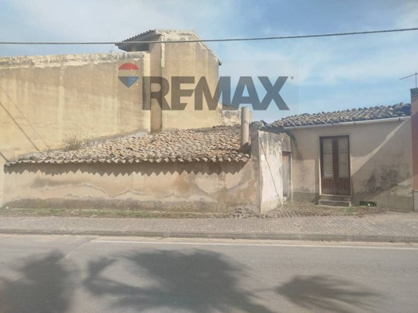 casa indipendente in vendita a Mazzarrone
