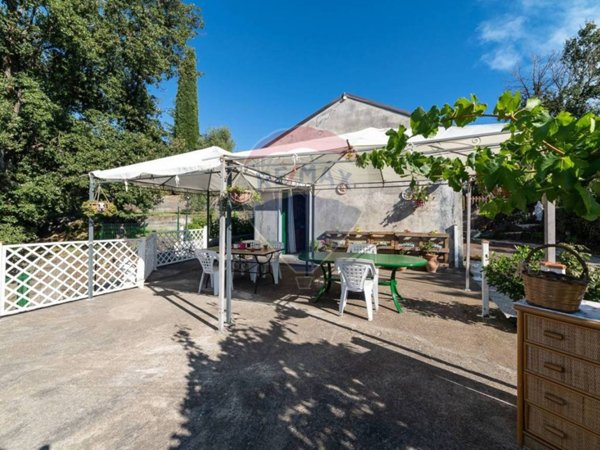 casa indipendente in vendita a Ragalna