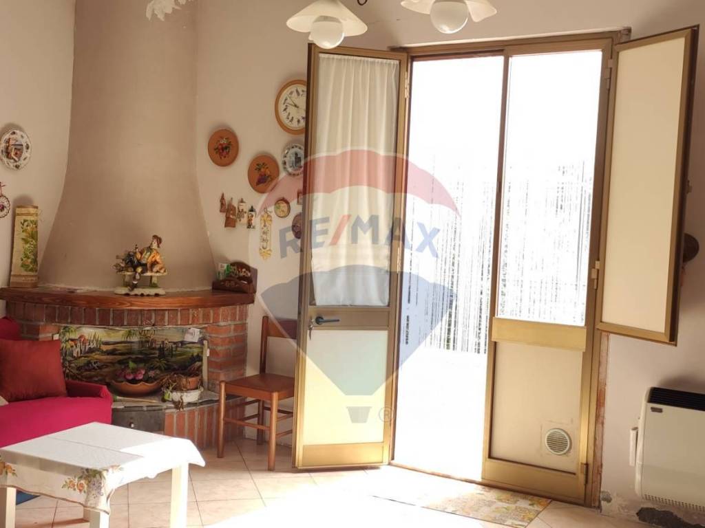 casa indipendente in vendita a Ragalna