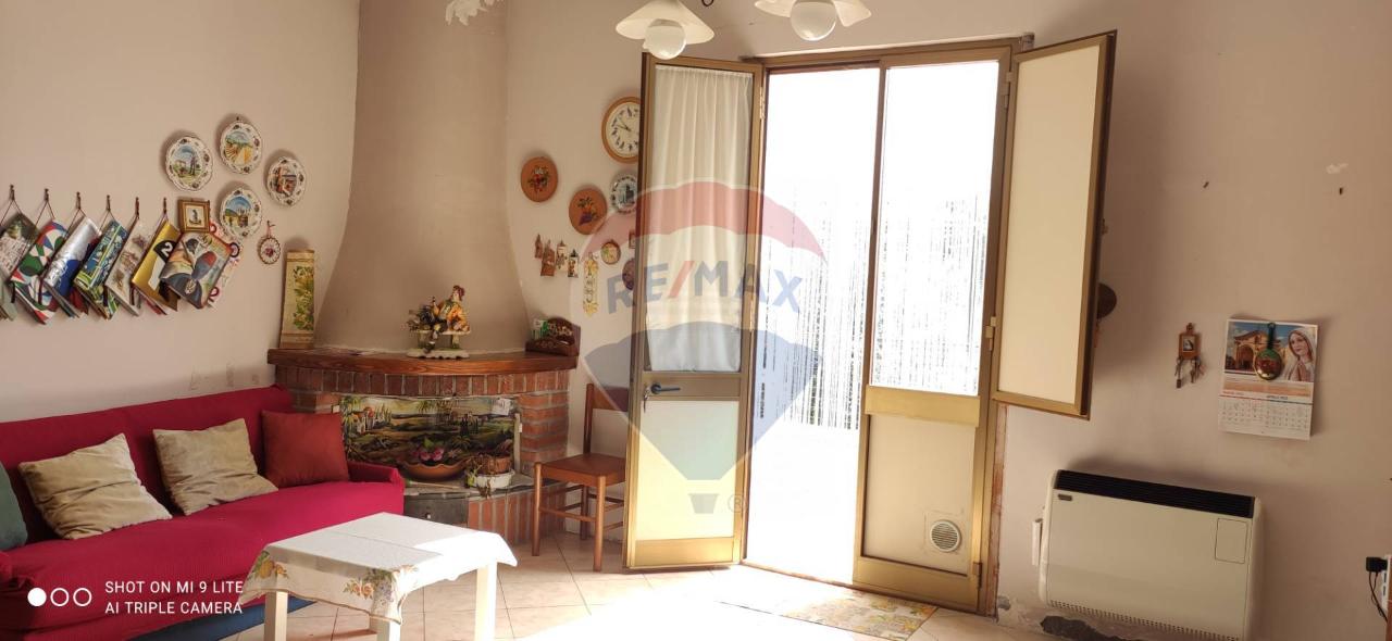 casa indipendente in vendita a Ragalna