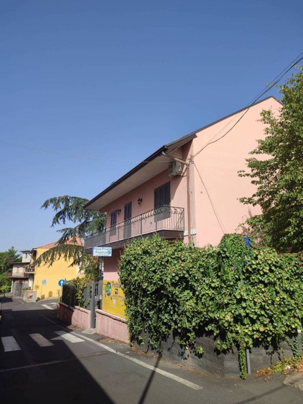 casa indipendente in vendita a Ragalna