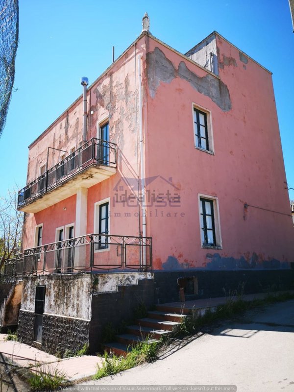 casa indipendente in vendita a Ragalna