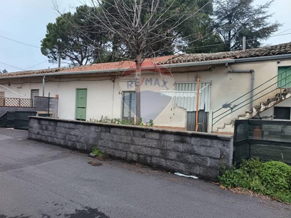 casa indipendente in vendita a Ragalna