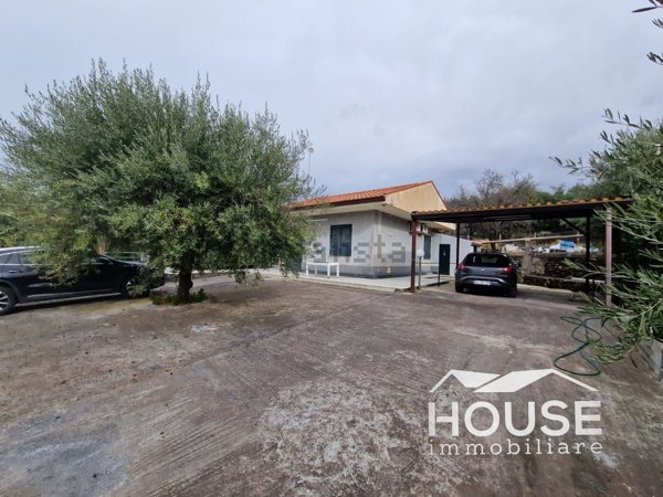 appartamento in vendita a Ragalna