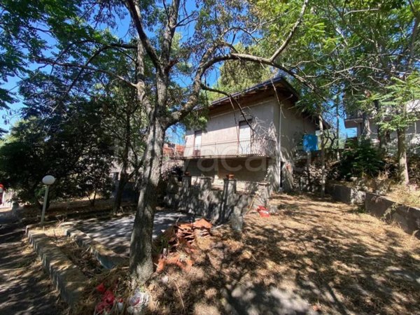 casa indipendente in vendita a Ragalna