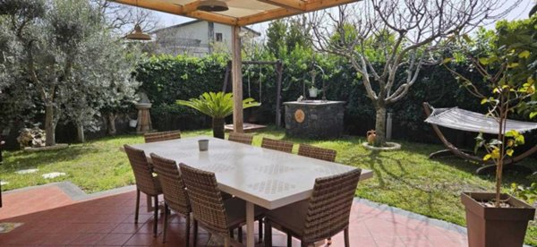 casa indipendente in vendita a Ragalna