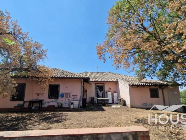 casa indipendente in vendita a Ragalna