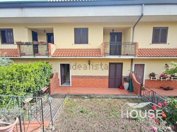 casa indipendente in vendita a Ragalna