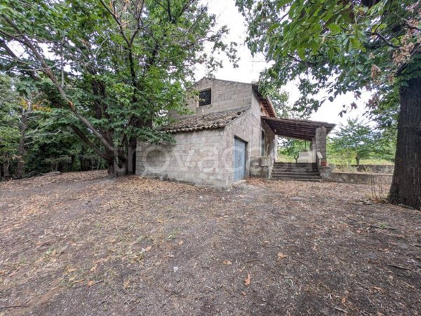 casa indipendente in vendita a Ragalna