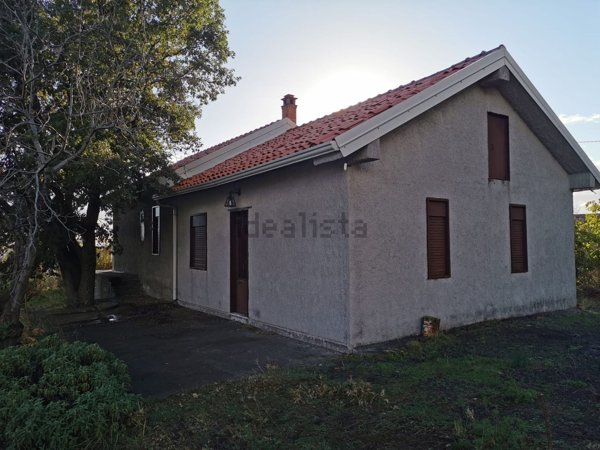 esavano in vendita a Ragalna