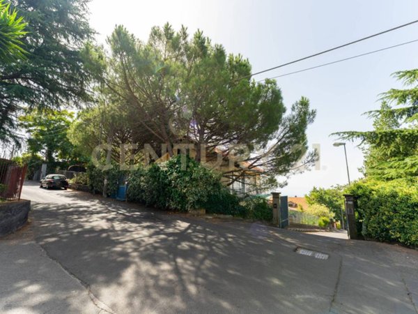 casa indipendente in vendita a Ragalna