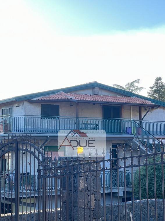 appartamento in vendita a Ragalna