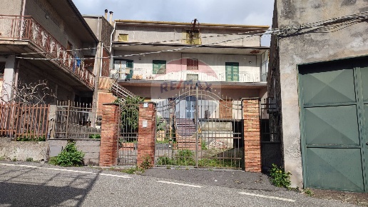 casa indipendente in vendita a Ragalna