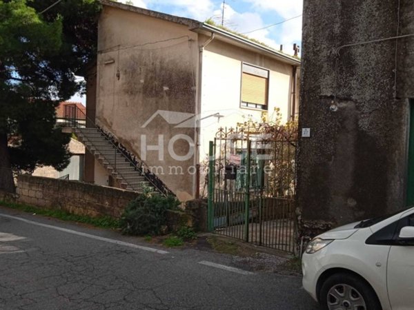 casa indipendente in vendita a Ragalna