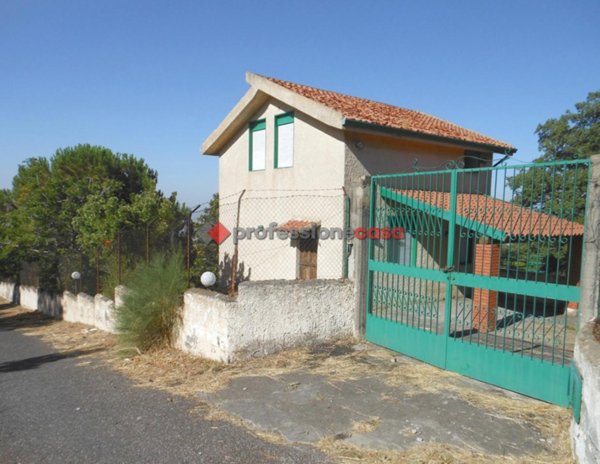 casa indipendente in vendita a Ragalna