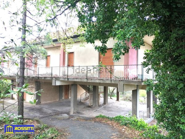 casa indipendente in vendita a Ragalna