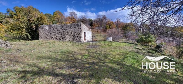 terreno agricolo in vendita a Ragalna
