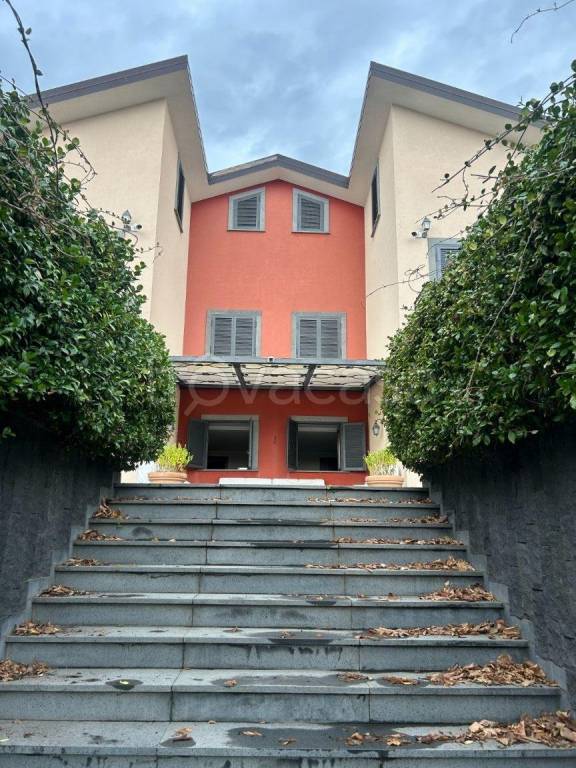 casa indipendente in vendita a Ragalna