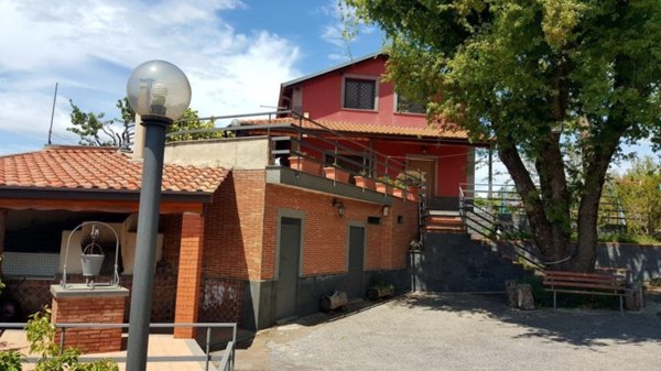 casa indipendente in vendita a Ragalna