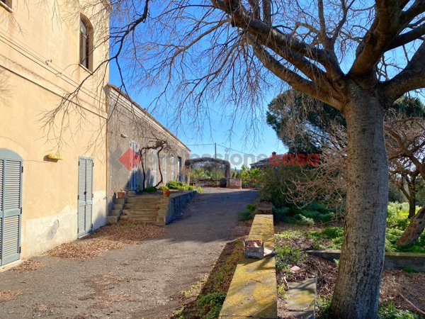 casale in vendita a Ragalna
