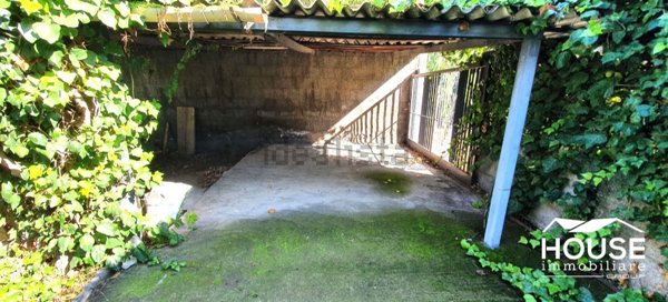 casa indipendente in vendita a Ragalna