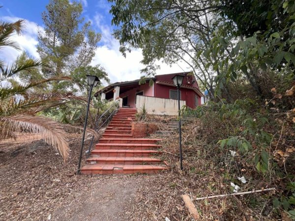 casa indipendente in vendita a Ragalna