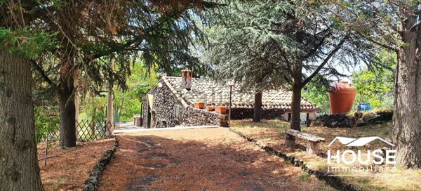 quadrivano in vendita a Ragalna