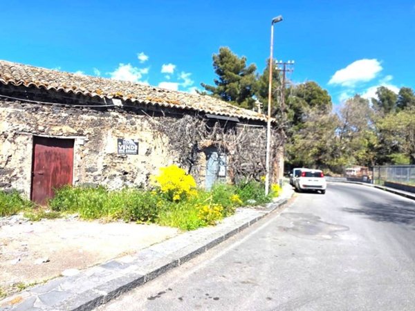 casa indipendente in vendita a Ragalna
