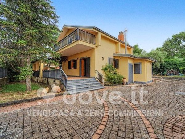 casa indipendente in vendita a Ragalna