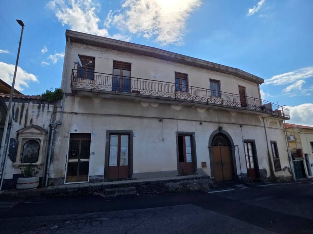 casa indipendente in vendita a Ragalna