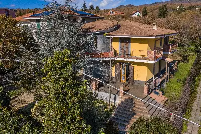casa indipendente in vendita a Ragalna
