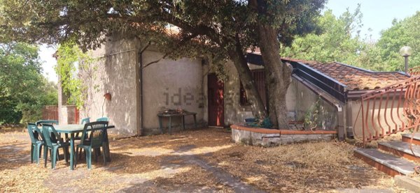 casa indipendente in vendita a Ragalna