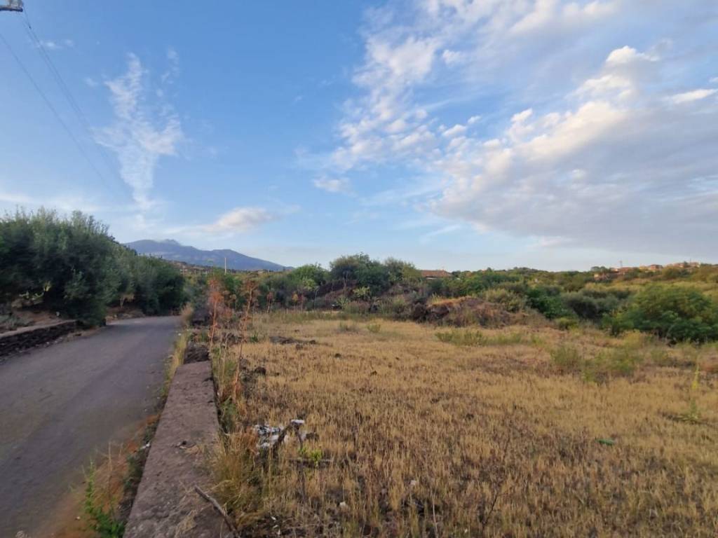 terreno in vendita a Ragalna