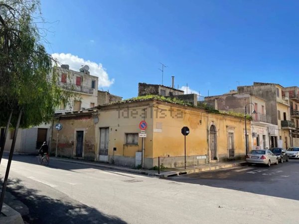 appartamento in vendita ad Acate