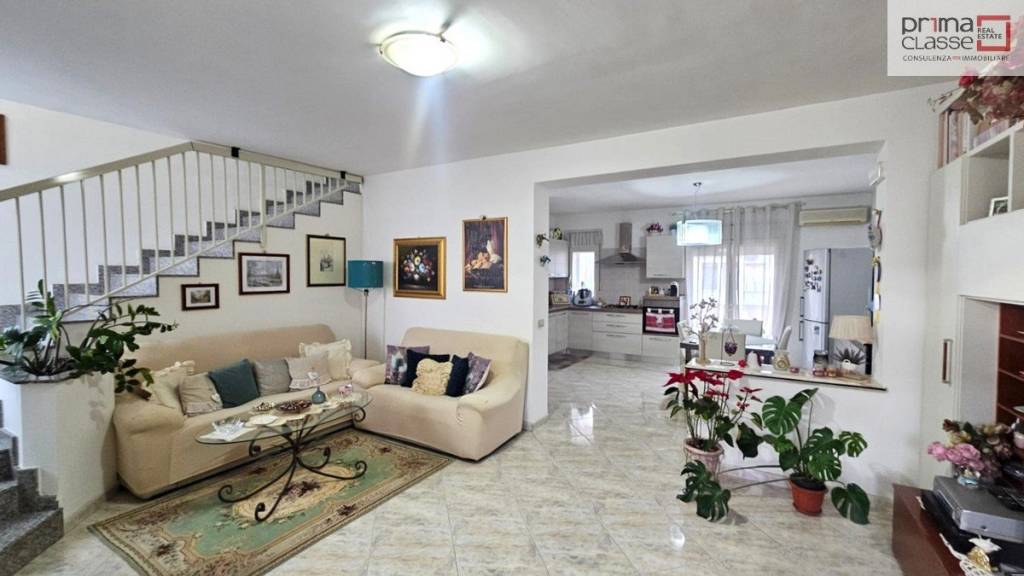 casa indipendente in vendita ad Acate
