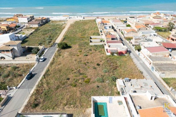 terreno agricolo in vendita ad Acate in zona Marina di Acate
