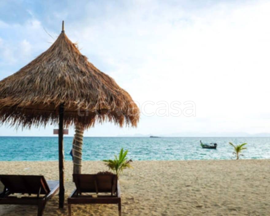 casa indipendente in vendita ad Acate in zona Marina di Acate