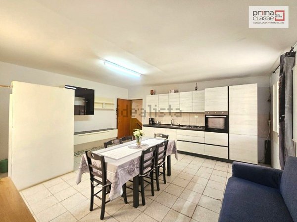 casa indipendente in vendita ad Acate