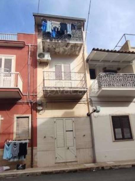 appartamento in vendita ad Acate