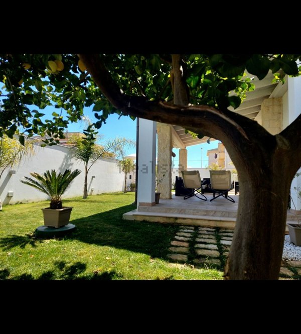 casa indipendente in vendita ad Acate