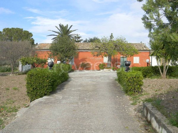 casa indipendente in vendita a Chiaramonte Gulfi in zona Piano dell'Acqua