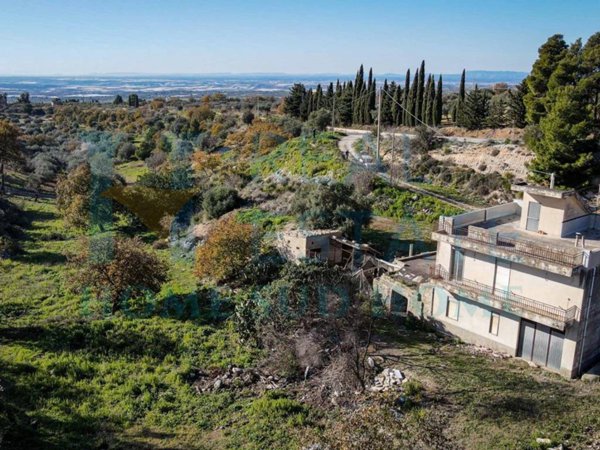 casa indipendente in vendita a Chiaramonte Gulfi
