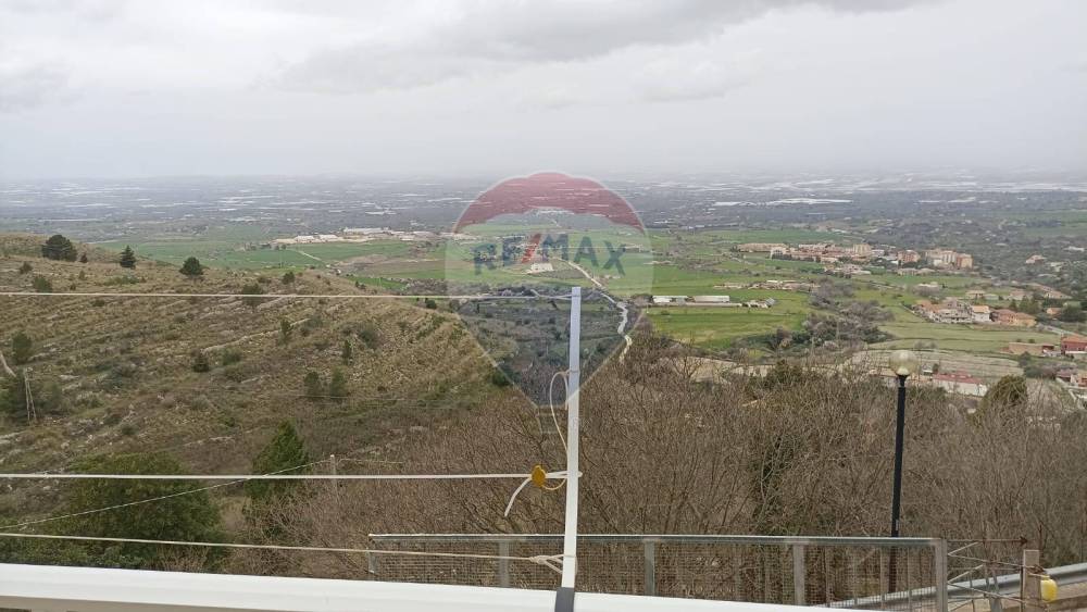 appartamento in vendita a Chiaramonte Gulfi