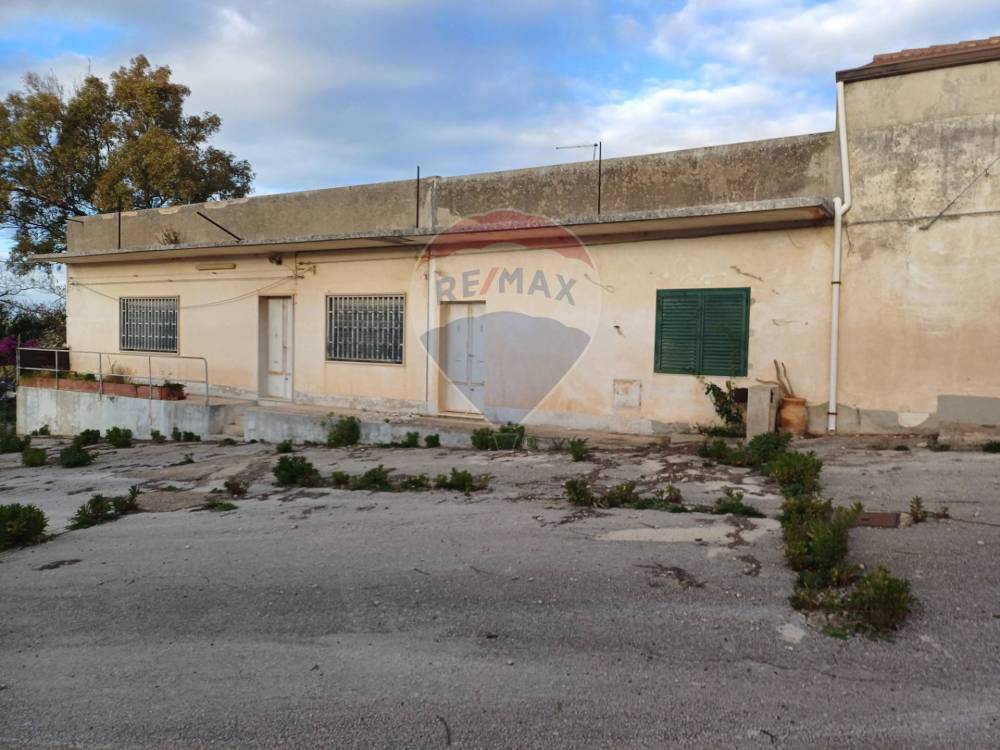 casa indipendente in vendita a Chiaramonte Gulfi