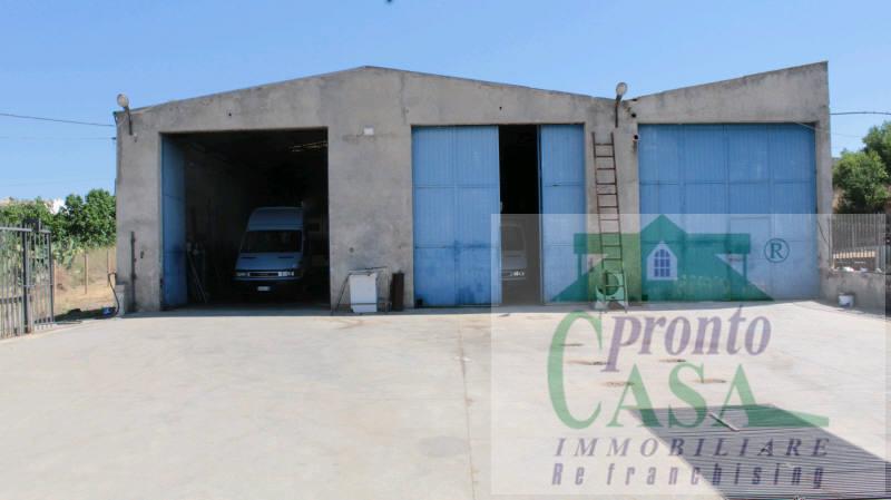 ufficio in vendita a Chiaramonte Gulfi in zona Roccazzo