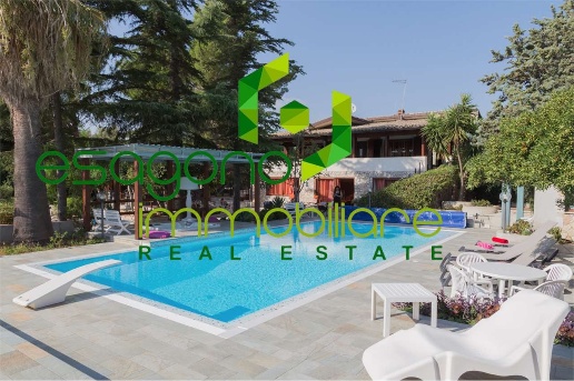 casa indipendente in vendita a Chiaramonte Gulfi