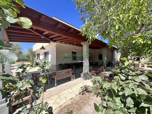 casa indipendente in vendita a Chiaramonte Gulfi