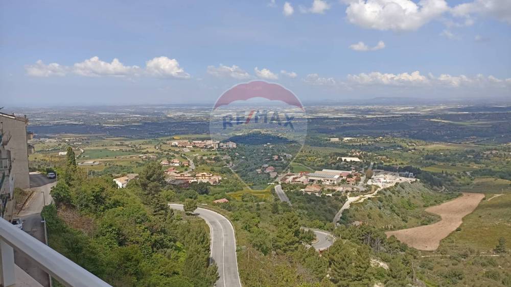 appartamento in vendita a Chiaramonte Gulfi